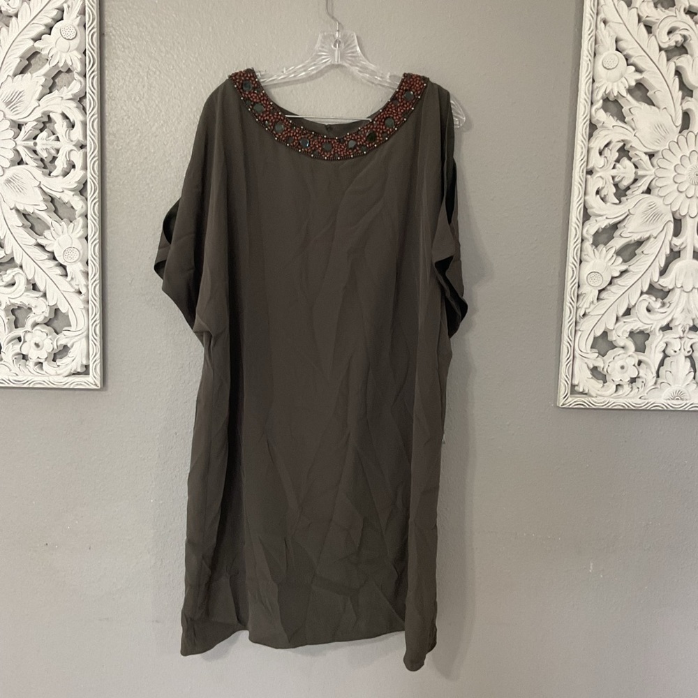 ADRIANNA PAPELL Women's Green Beaded Collar Cold Shoulder Dress Sz 10 NWT D129